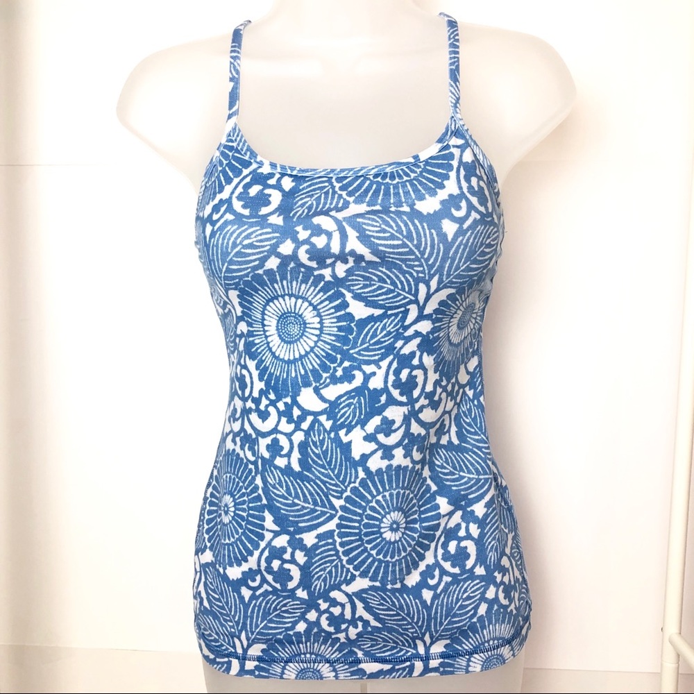 Lululemon Racerback Back Tank Blue/White Floral 4